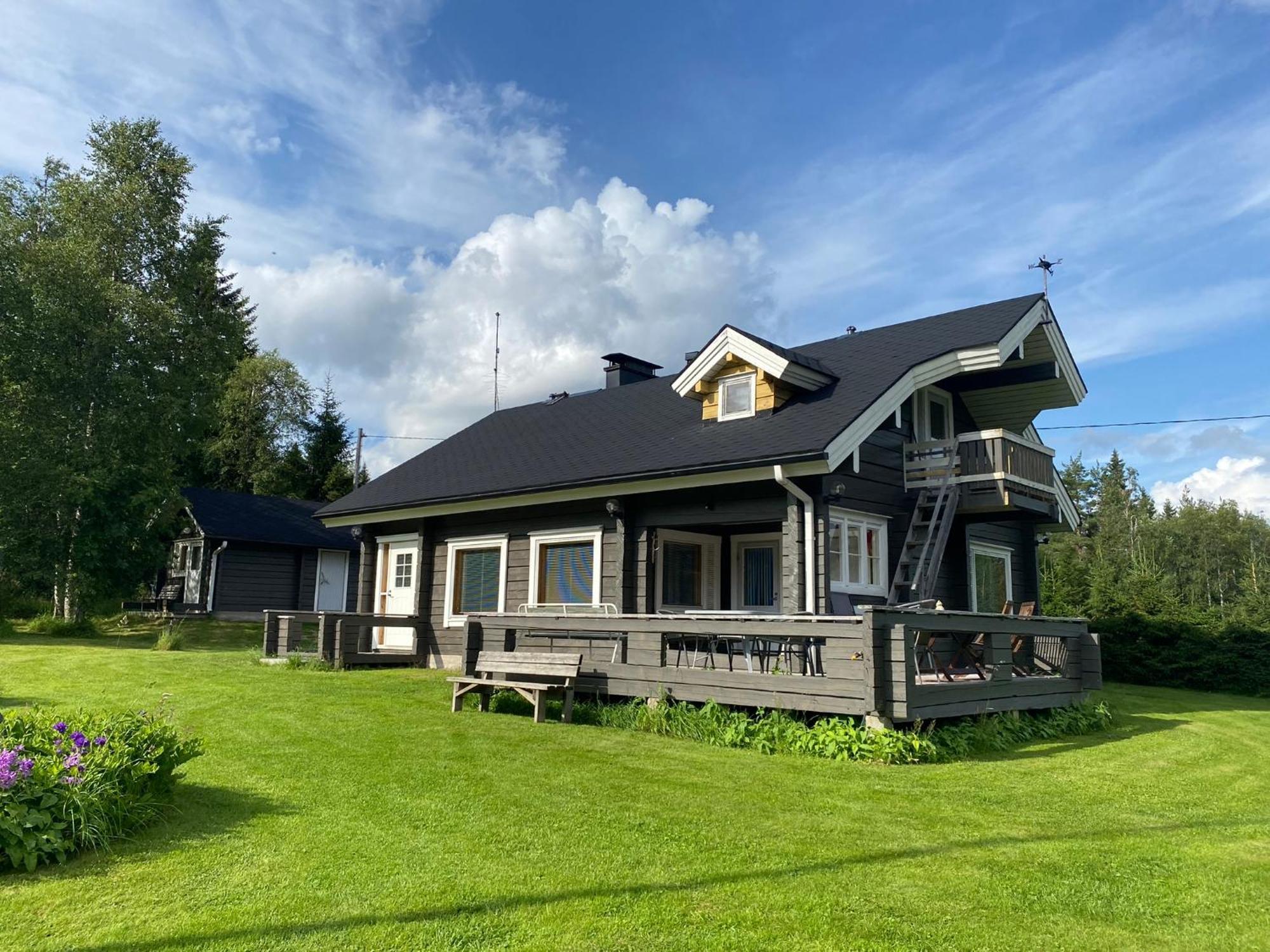 Villa Loma-Laattaja Hyrynsalmi Exterior foto